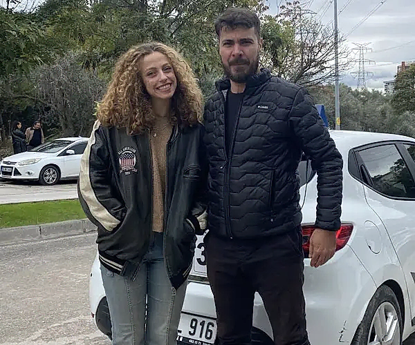şehir için direksiyon dersi fiyatları izmir